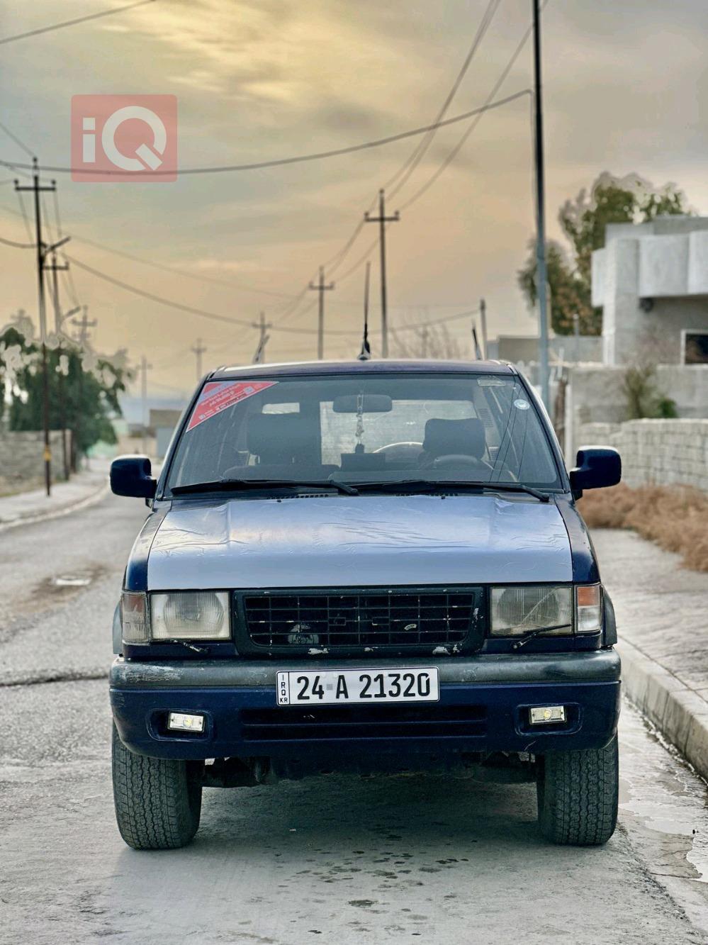 Opel Monterey